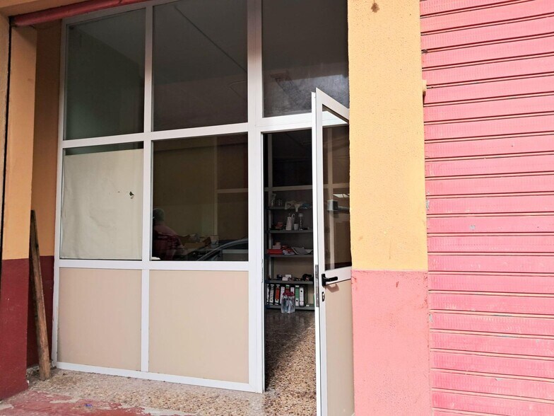 Immeuble residentiel dans Aldaia, Valencia à vendre - Photo intérieure – Image 2 sur 2