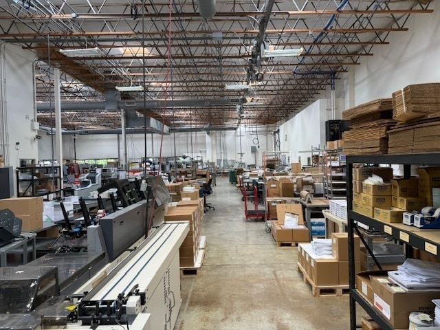 17898 SW Upper Boones Ferry Rd, Portland, OR à louer Photo intérieure– Image 1 sur 3