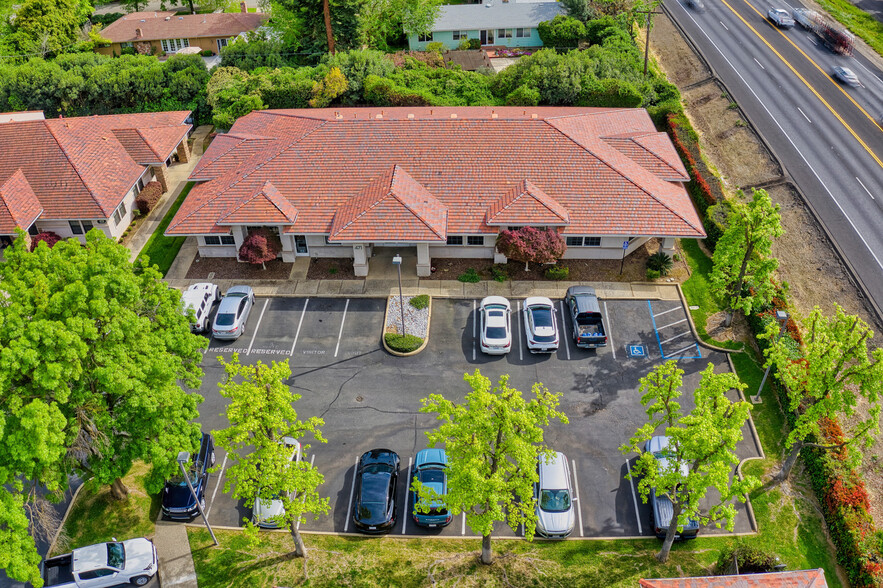 471 Century Park Dr, Yuba City, CA à vendre - Aérien – Image 1 sur 26