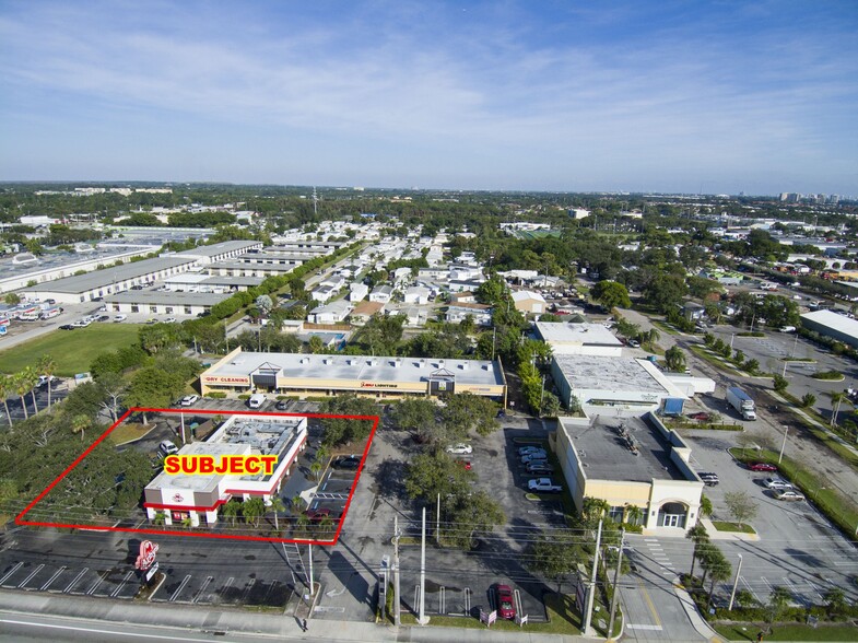 4275 Okeechobee Blvd, West Palm Beach, FL à louer - Photo de l’immeuble – Image 2 sur 13