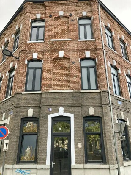 Local commercial dans Roubaix à louer - Photo de l’immeuble – Image 2 sur 3