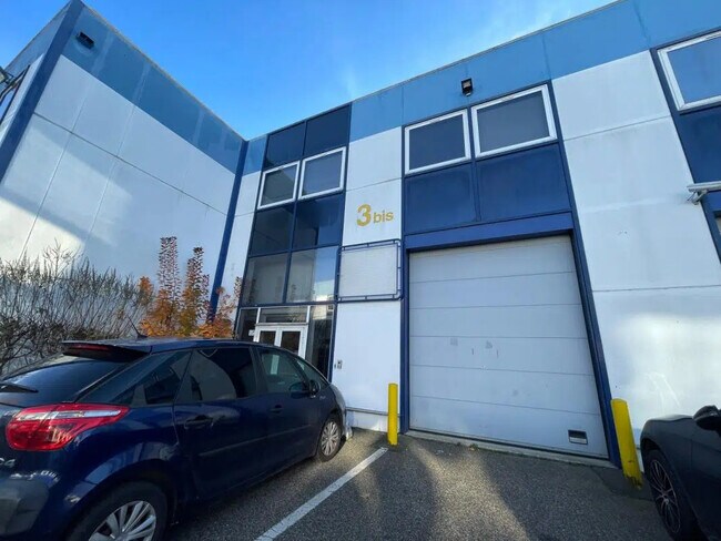Plus de détails pour Bureau, Industriel/Logistique à louer