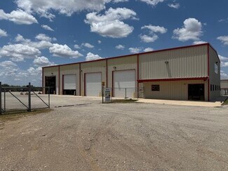 Plus de détails pour 4792 CR 430, Pleasanton, TX - Industriel/Logistique à louer