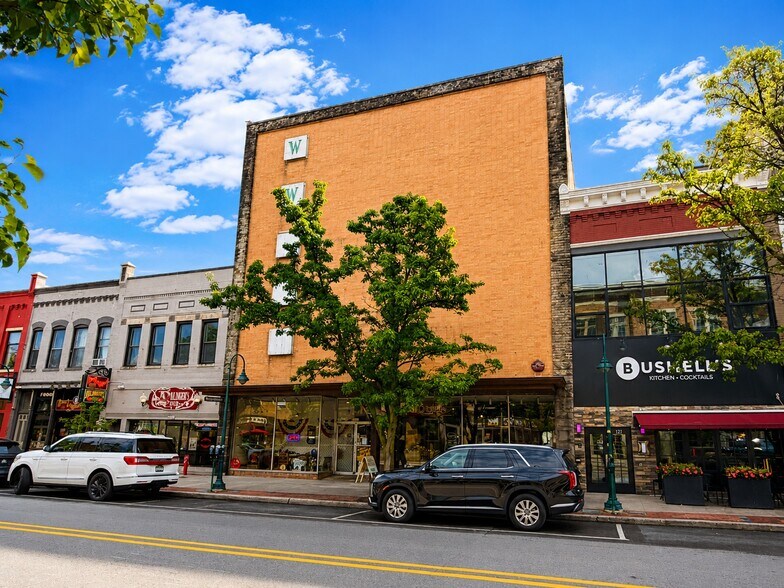 123 S Union St, Traverse City, MI à vendre - Photo de l’immeuble – Image 3 sur 25