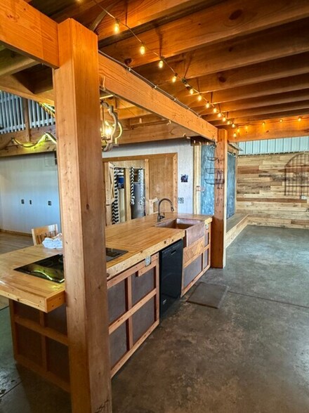 13360 US 62, Mount Sterling, OH à vendre - Photo de l’immeuble – Image 3 sur 5