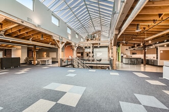 126 SW 2nd Ave, Portland, OR à vendre Photo intérieure– Image 1 sur 8