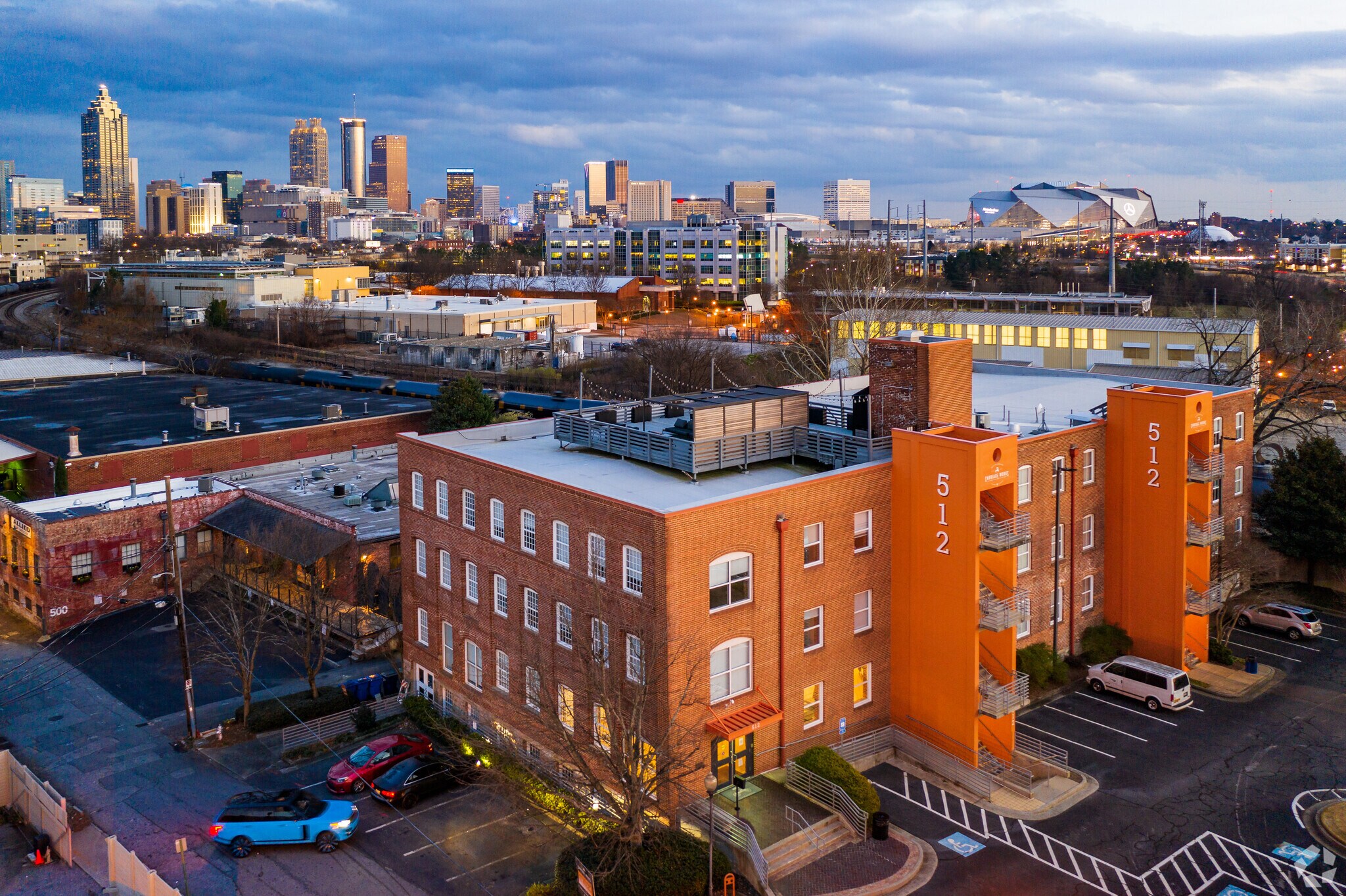 590 Means St NW, Atlanta, GA à louer Photo principale– Image 1 sur 76