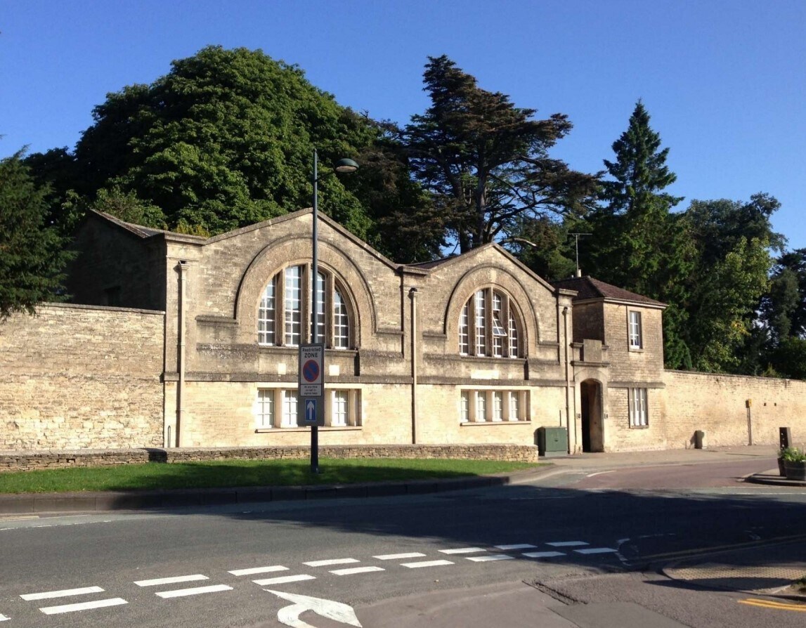Tetbury Rd, Cirencester à louer Photo principale– Image 1 sur 2
