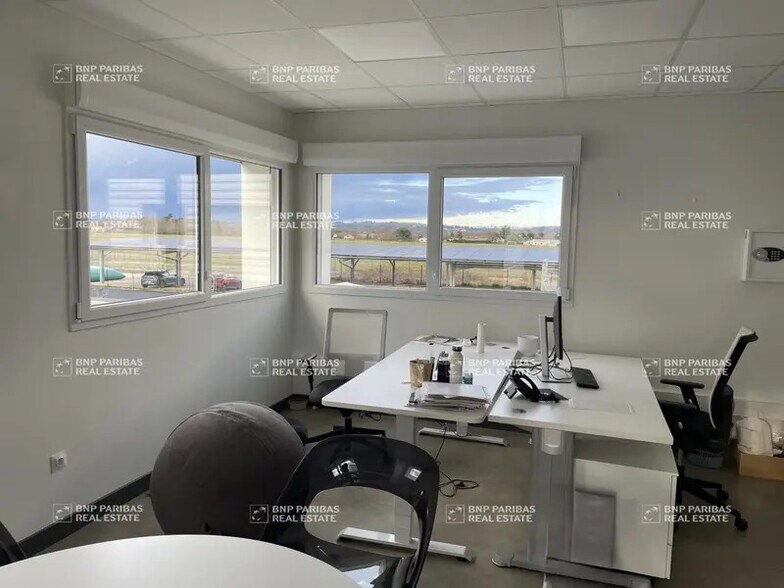 Local d'activités dans Estillac à vendre - Photo intérieure – Image 2 sur 29