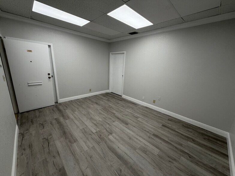 7831-7865 W Sample Rd, Coral Springs, FL à louer - Photo de l’immeuble – Image 2 sur 6