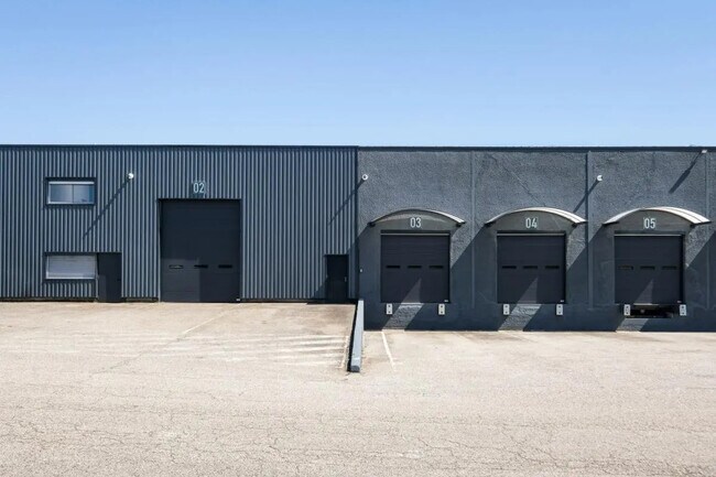 Plus de détails pour Bureau, Local d'activités à louer