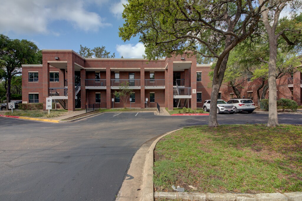 11824 Jollyville Rd, Austin, TX à louer Photo de l’immeuble– Image 1 sur 6