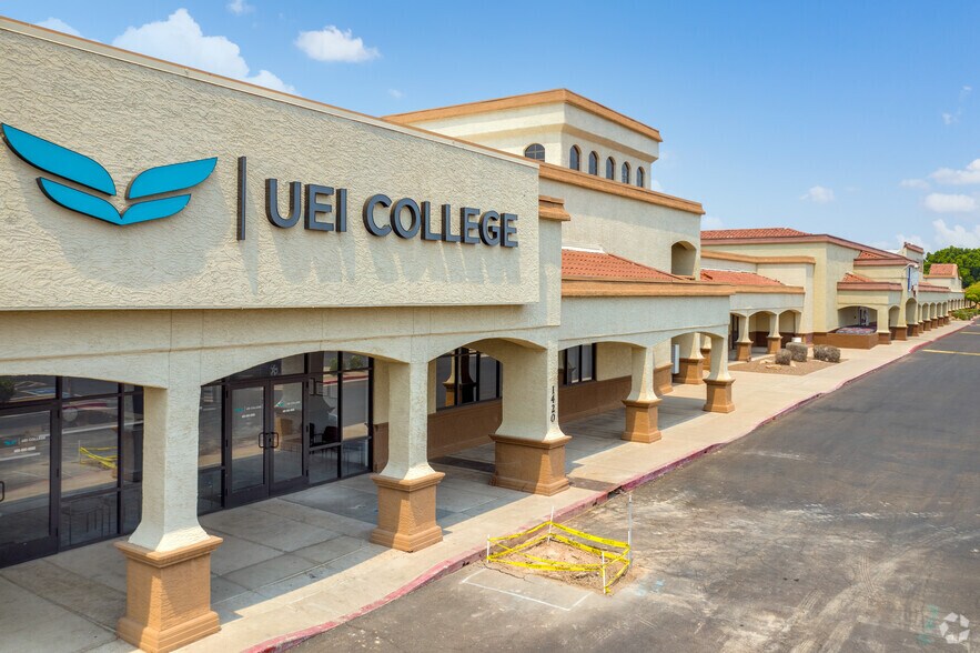 1420 W Southern Ave, Mesa, AZ à louer - Photo de l’immeuble – Image 2 sur 24