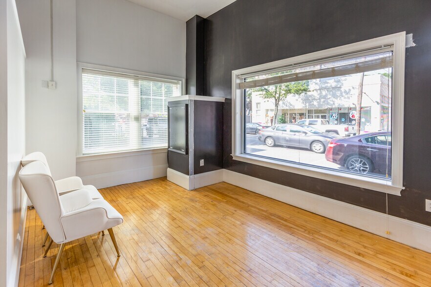 310 Court St, Plymouth, MA à vendre - Photo de l’immeuble – Image 2 sur 18