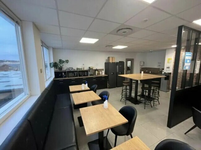 Plus de détails pour Bureau à louer