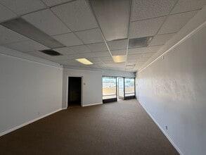 11660-11690 Gateway Blvd, Los Angeles, CA à louer Photo intérieure– Image 1 sur 1