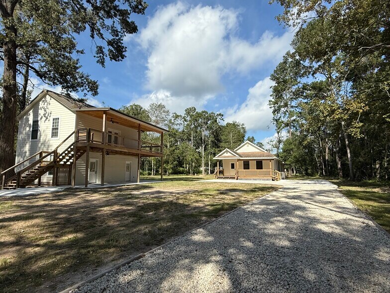 17404 Reiss Trl, New Caney, TX à vendre - Photo de l’immeuble – Image 2 sur 15