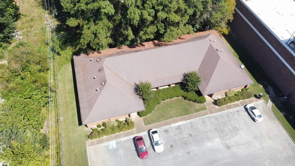 2068 Valleydale Rd, Birmingham, AL à louer - Photo de l’immeuble – Image 3 sur 8