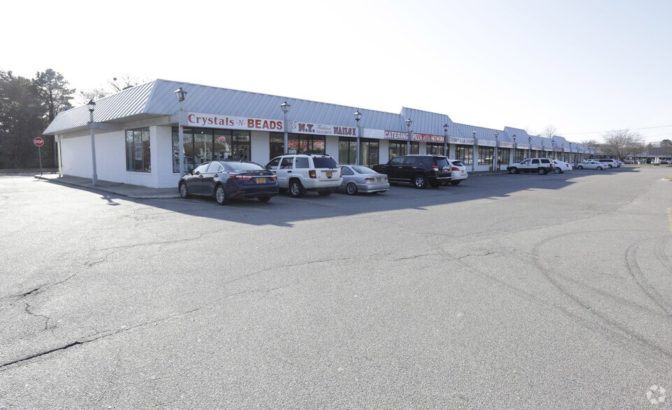 4580 Sunrise Hwy, Oakdale, NY à louer - Photo de l’immeuble – Image 3 sur 4