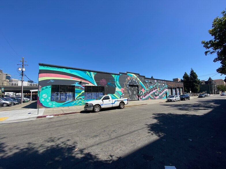400 Franklin St, Oakland, CA à louer - Photo de l’immeuble – Image 1 sur 25