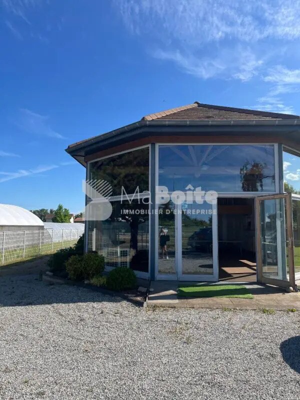 Plus de détails pour Local commercial à louer