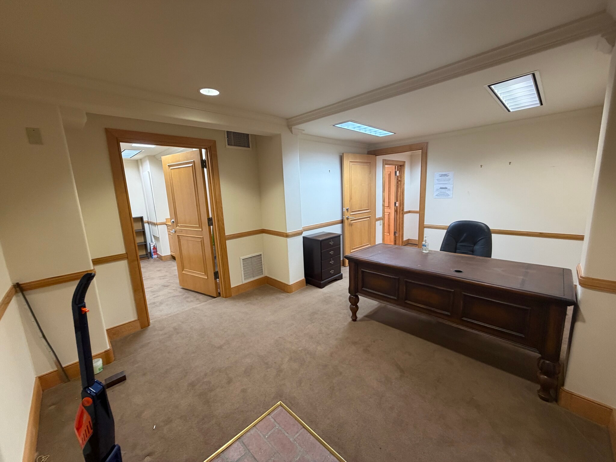 1554 S Sepulveda Blvd, Los Angeles, CA à louer Photo intérieure– Image 1 sur 4