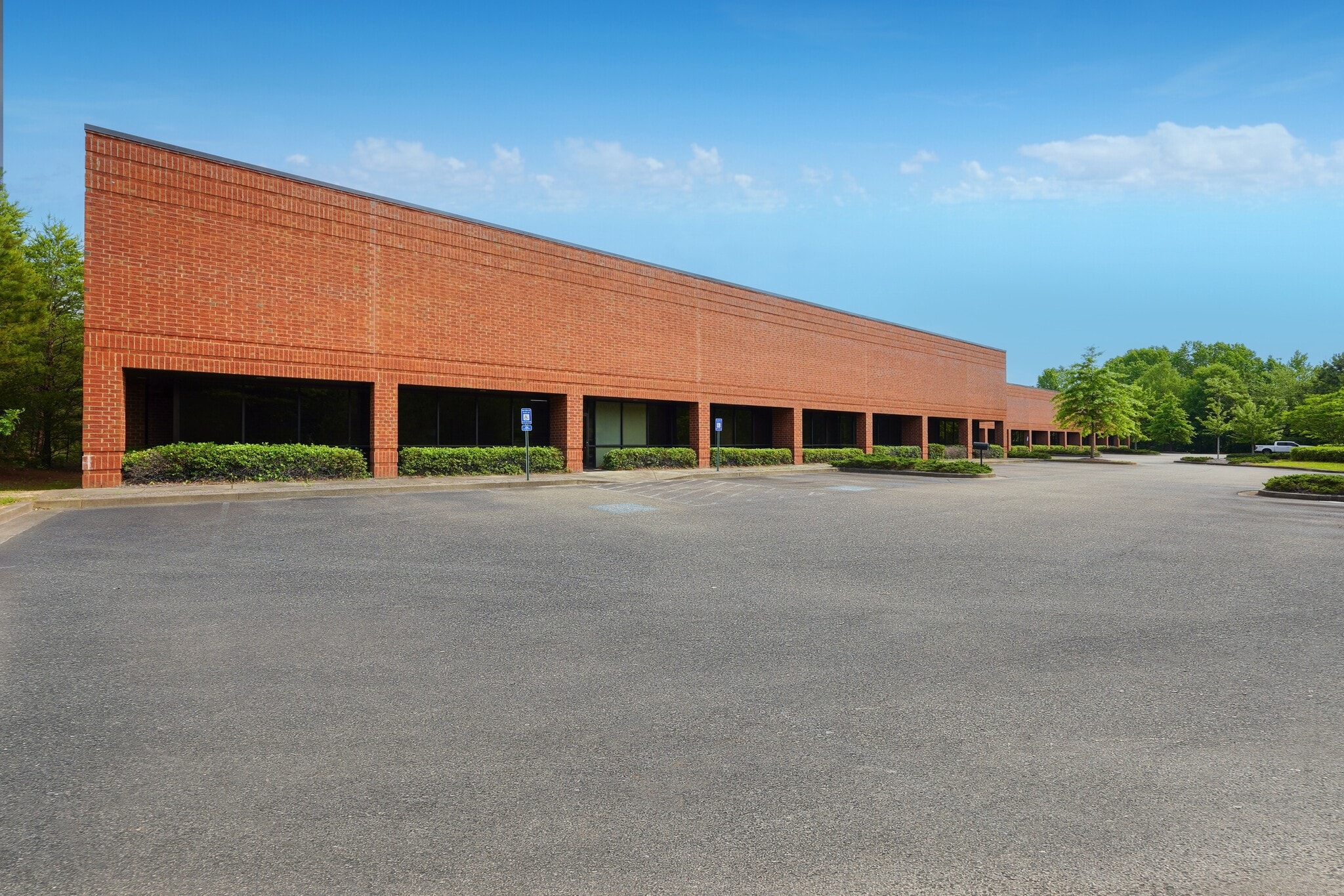 2220 Airport Industrial Dr, Ball Ground, GA à louer Photo de l’immeuble– Image 1 sur 4