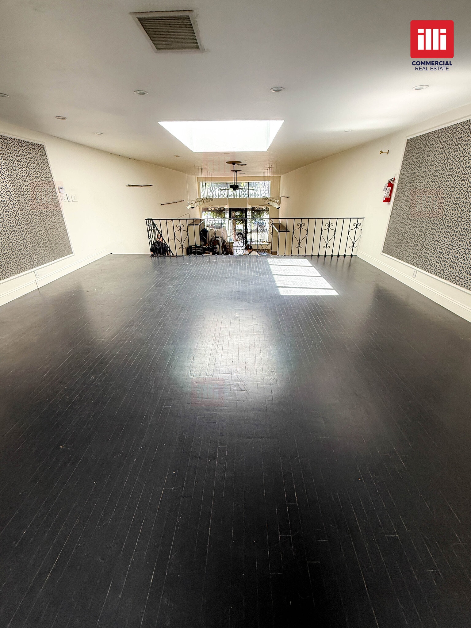 446 S La Brea Ave, Los Angeles, CA à louer Photo intérieure– Image 1 sur 5