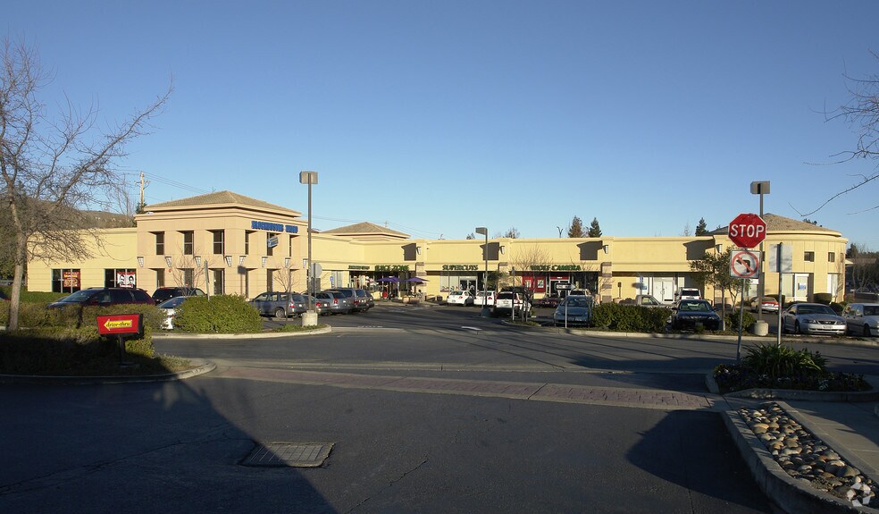 11000 Crow Canyon Rd, Danville, CA à louer - Photo de l’immeuble – Image 3 sur 3