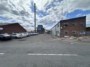 Oldbury Rd, West Bromwich à louer Photo de l’immeuble– Image 1 sur 3
