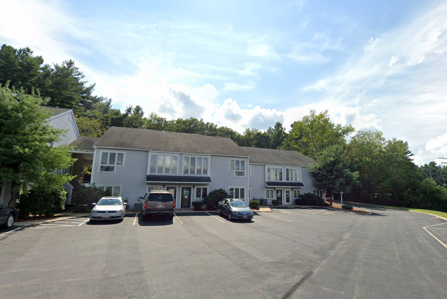 76 Northeastern Blvd, Nashua, NH à louer - Photo de l’immeuble – Image 2 sur 4