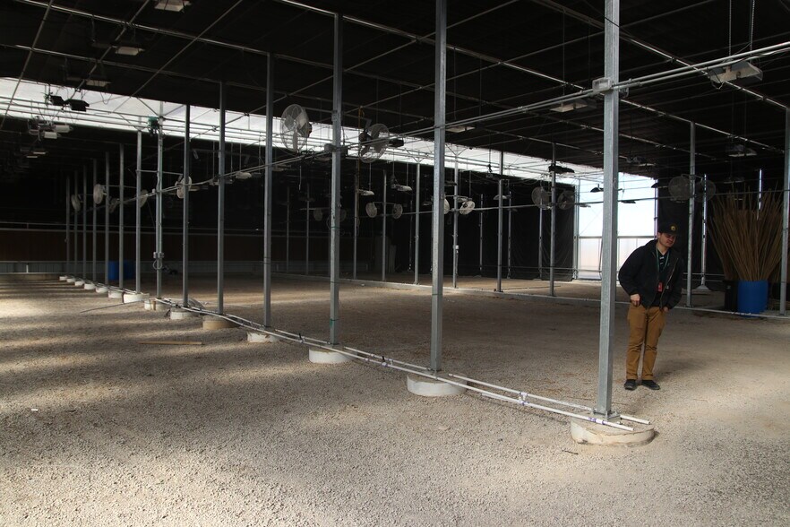 65 N Laser Dr, Pueblo, CO à vendre - Photo de l’immeuble – Image 3 sur 8