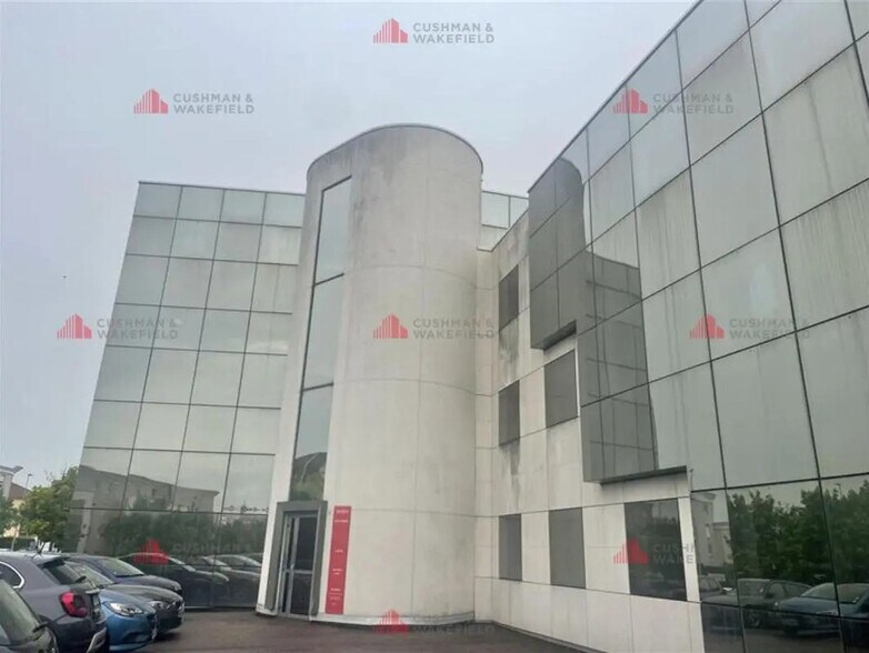 Bureau dans Dijon à louer - Photo de l’immeuble – Image 1 sur 4