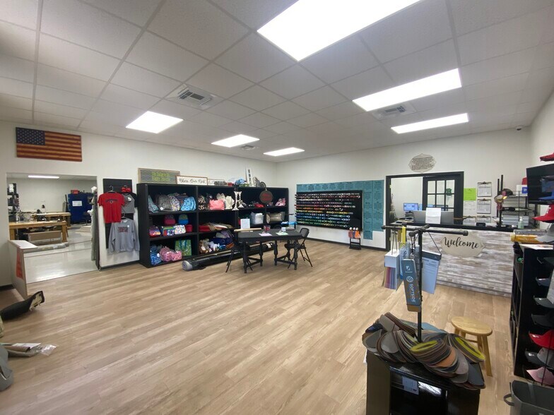 108 Plaza Cir, Alabaster, AL à louer - Photo intérieure – Image 2 sur 6