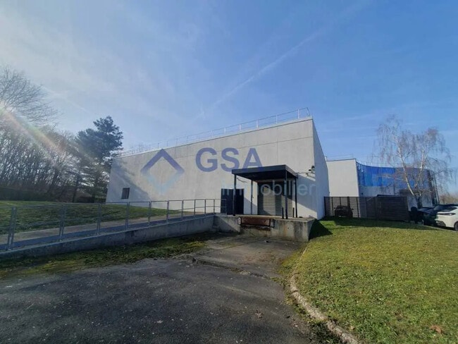 Plus de détails pour Bureau, Local d'activités à louer