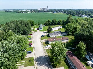 Plus de détails pour 5822 Natalie Dr, Remington, IN - Logement à vendre