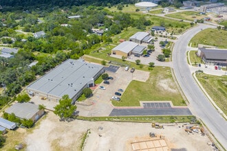1809 Hur Industrial Blvd, Cedar Park, TX à louer Photo intérieure– Image 1 sur 15