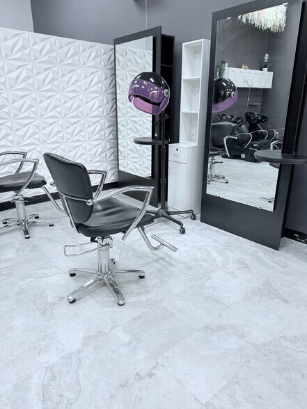 9670 W Tropicana Ave, Las Vegas, NV à louer - Photo intérieure – Image 3 sur 9