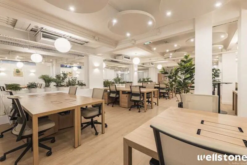 94 Rue Saint-Lazare, Paris à louer - Photo de l’immeuble – Image 1 sur 9