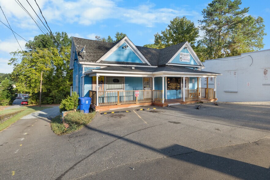 1900 Chapel Hill Rd, Durham, NC à vendre - Photo de l’immeuble – Image 2 sur 21