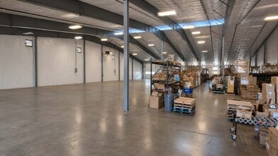 1580 Industrial Ave, Woodburn, OR à louer Photo intérieure– Image 1 sur 2
