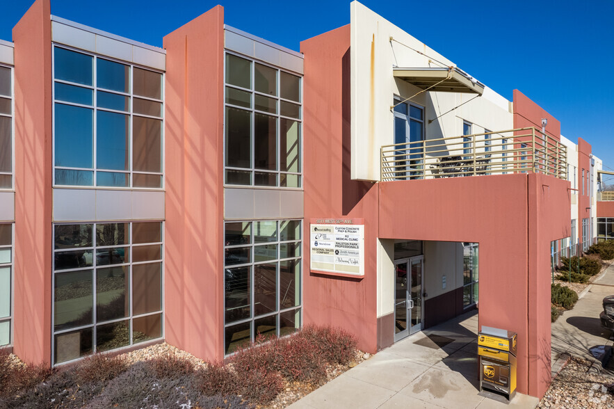 5511 W 56th Ave, Arvada, CO à louer - Photo de l’immeuble – Image 3 sur 7