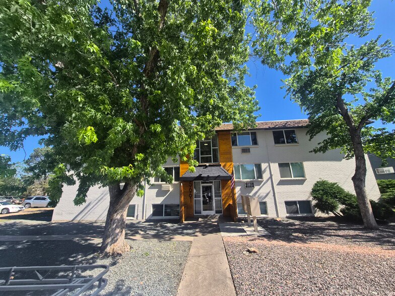 5661 W Green Meadows Pl, Denver, CO à vendre - Photo de l’immeuble – Image 3 sur 18