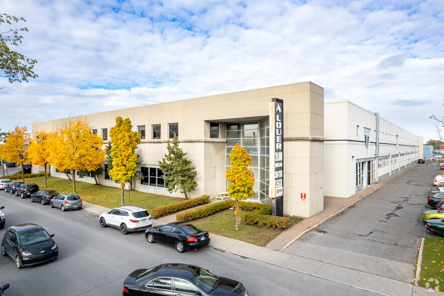 8211-8247 17e Av, Montréal, QC à louer - Photo principale – Image 1 sur 5