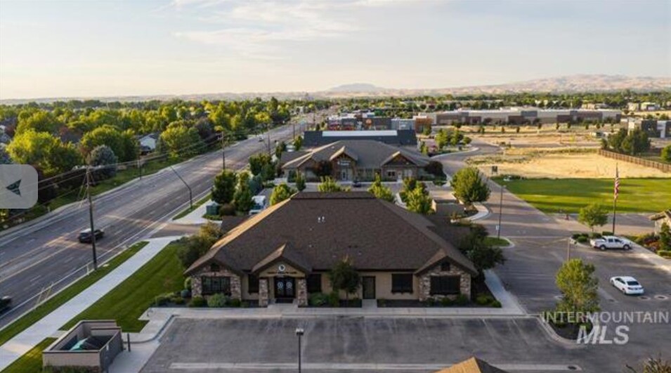 1588 W Cayuse Creek Dr, Meridian, ID à vendre Photo principale– Image 1 sur 15