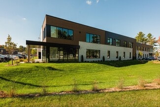 Plus de détails pour 935 Rue Armand-Bombardier, Terrebonne, QC - Industriel/Logistique à louer