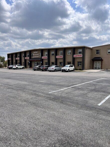 500 W Orange Blossom Trl, Apopka, FL à vendre - Photo de l’immeuble – Image 3 sur 19