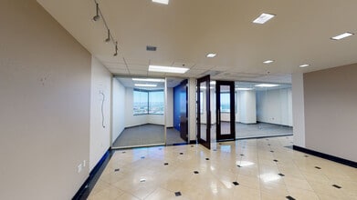 3753-3993 Howard Hughes Pky, Las Vegas, NV à louer Photo intérieure– Image 1 sur 7