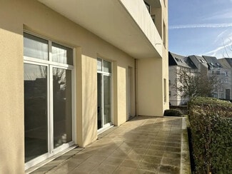 Plus de détails pour Local d'activités à louer