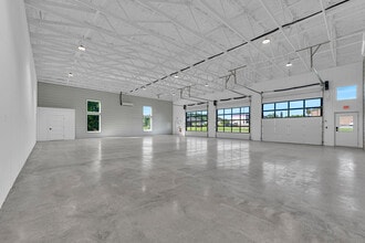 116 College Rd, Pineville, MO à louer Photo intérieure– Image 2 sur 3